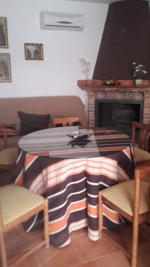 Вілла Escapada Relax Арройо-Фріо Екстер'єр фото